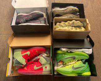 4020  5 Pairs of Shoes 