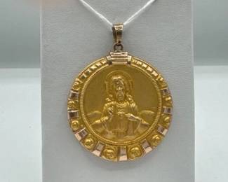 804  10k Gold Religious Pendant, 13.47g 