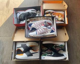 4024  5 Pairs of Shoes 