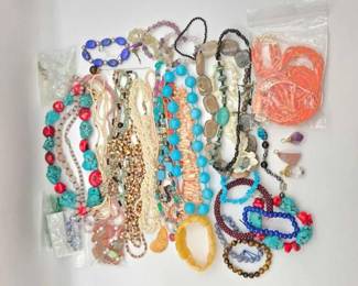 1002  Costum Jewelry 