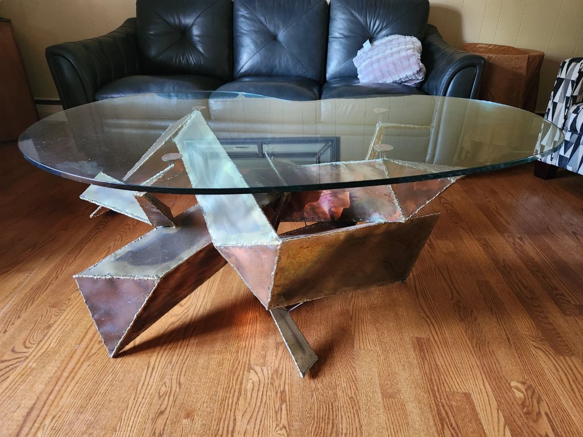 Local artist Harold Monk '77