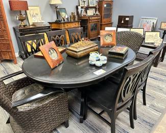 Black Wood Table with 7 Chairs, Decor