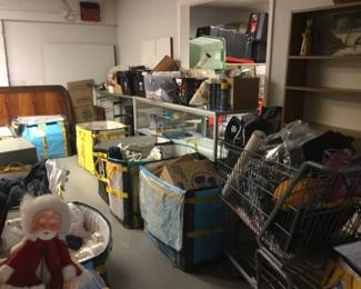 Clearance room, fill a cart for $40
