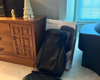 Brookstone Shiatsu Massage Chair