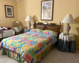 Pecan Wood Queen Bed