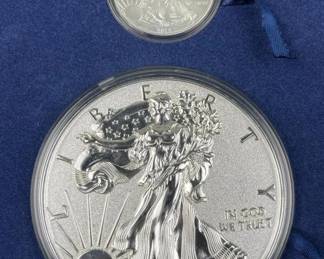 1oz American Silver Eagle .999 + Giant Replica