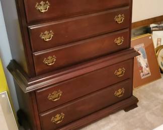 Kinkaid chest of drawers