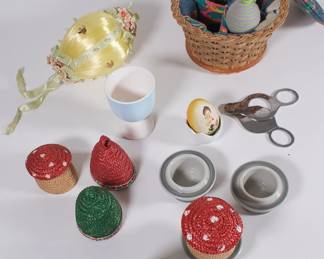 Egg cups with knitted warming tops