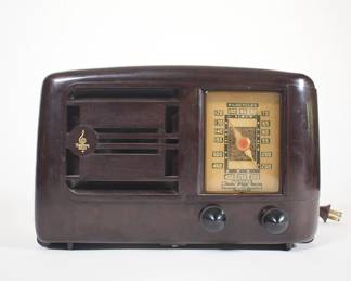 Early 1940s Emerson Radio