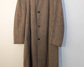 Men's wool lined herringbone coat, 3/4 length, label "The House of Malcom Kenneth, London England / New York, styled expressly for Carson Pirie Scott & Co., The Men's Store" 