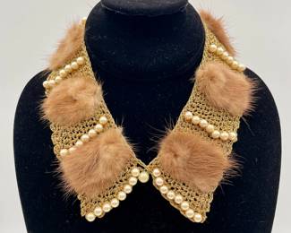 Another view of vintage 1950s crocheted / crochet collar: shimmer gold with mink and pearls, mid-century