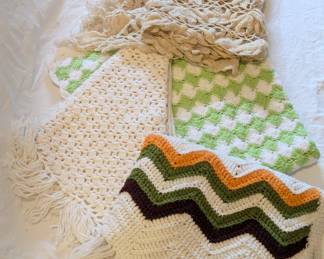 Knitted/crocheted items