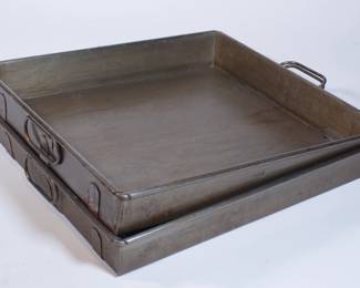 Massive folded corner steel square roasting or transporting pans with handles