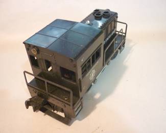 Another view of Lionel Trains Switcher (U.S. Army) Locomotive no. 41, Post-War 1955-57 excellent condition, window struts intact with instruction sheet, no box