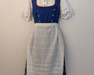 Women's German dirndl dress, short sleeves, apron
