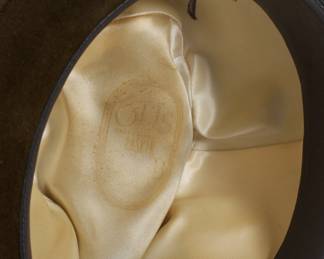Interior of man's vintage hat showing Otis exclusively at Baskin Club labeling