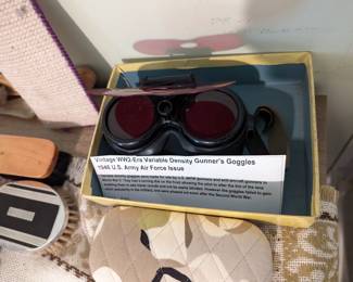 Vintage WW2-era Variable Density Gunner's Goggles, 1946 U.S. Army Air Force issue