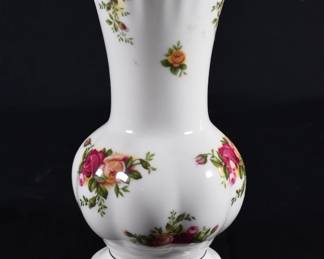 Vintage 1960s Royal Albert porcelain vase, Old Country Roses pattern
