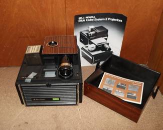 Bell & Howell Side Cube System Projector model 9770 with case