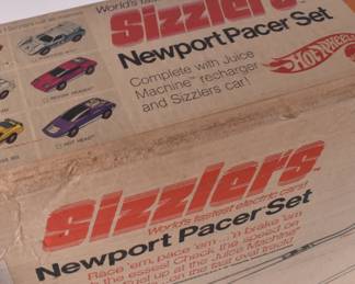 1969 Mattel Hot Wheels Sizzlers Newport Pacer Set