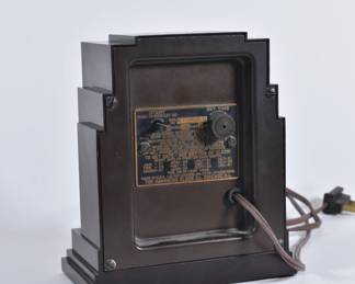 Another view of vintage Hammond Clock Company, Chicago Ill, Art Deco Skyscraper Bakelite electric clock with date function, serial nbr K194763