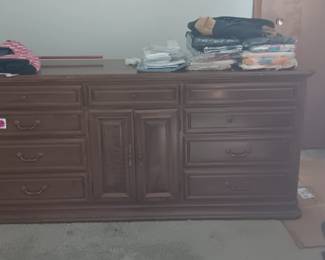 Large oak dresser with cabinet
