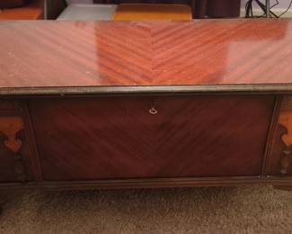West Branch Cedar Chest
West Branch Novelty Company