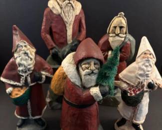 87 VintagePrimitiveSantaFigurines