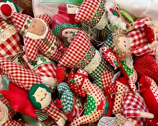 VINTAGE HOUSE OF HATTAN