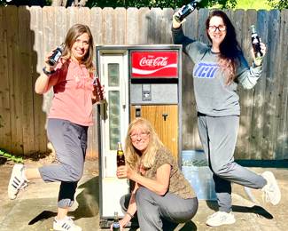 THROW IN SOME MORE VINTAGE! VINTAGE COCA-COLA MACHINE AND LOTS OF VINTAGE COKE, TAB, MR. PIBB, SUNKIST BOTTLES!