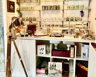 WHAT A GREAT VINTAGE BAR STOCKED FULL!