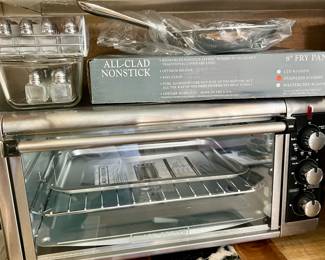 ALL-CLAD NONSTICK FRY PAN. TOASTER OVEN.