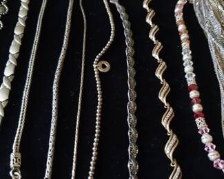 Jewelry bracelets Don