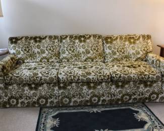 Sofa, Lamp Table, Lamp Sq Oak Table