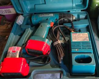 Makita Drill set