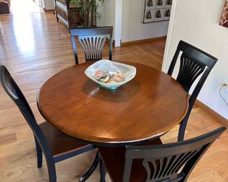 Round Wood Kitchen Table