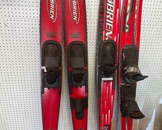 OBrien Water Skiis