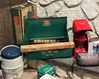 Vintage Coleman stove and lantern 