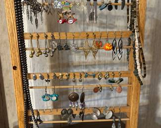 Earrings and costume jewelry 