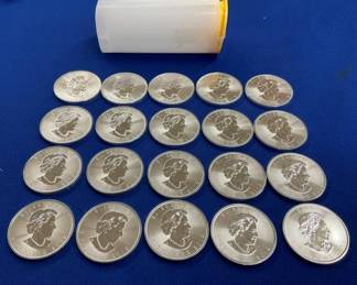 (20) UNC SILVER MAPLE LEAF COINS