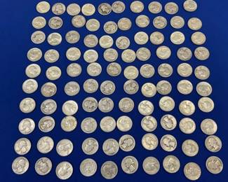 (100) 90% SILVER QUARTERS