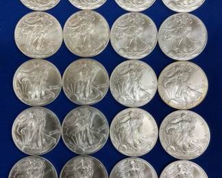 (20) UNC 2002 SILVER AMERICAN EAGLES