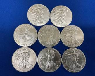 (8) 2019 UNC SILVER AMERICAN EAGLES