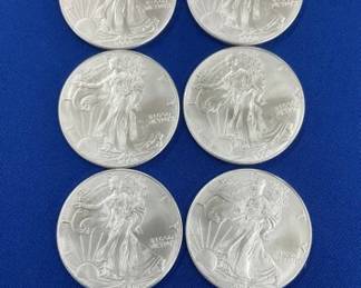 (10) UNC 2002 SILVER AMERICAN EAGLES