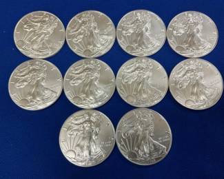 (10) UNC 2018 SILVER AMERICAN EAGLES