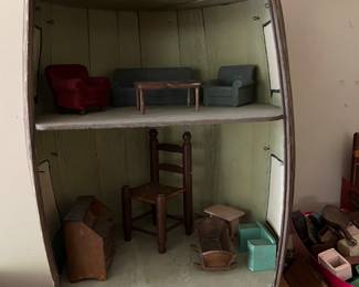 vintage doll house