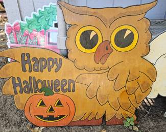 Painted Halloween Owl Yard Art