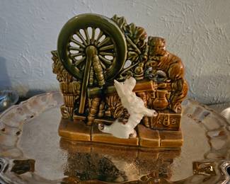 Vintage McCoy Dog Spinning Wheel Planter