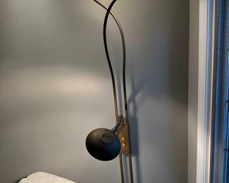 Cannes Floor Uplight