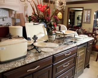 Arthur Court, Frontgate